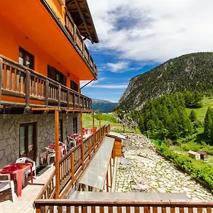 https://al-foiron.fr-provencehotel.com