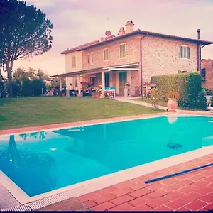 Incantevole Con Piscina Casa vacanze