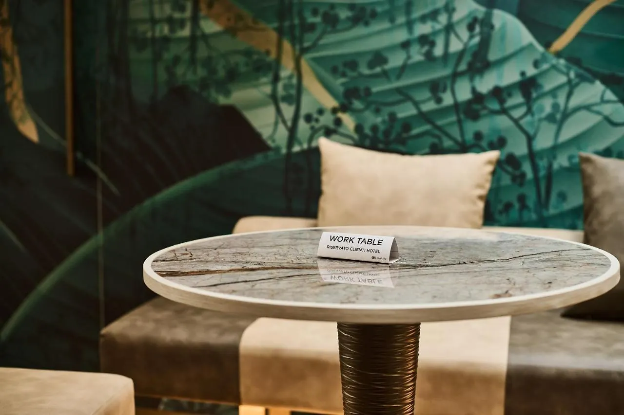 Hotel Da Βίντσι 4*,  Ιταλία