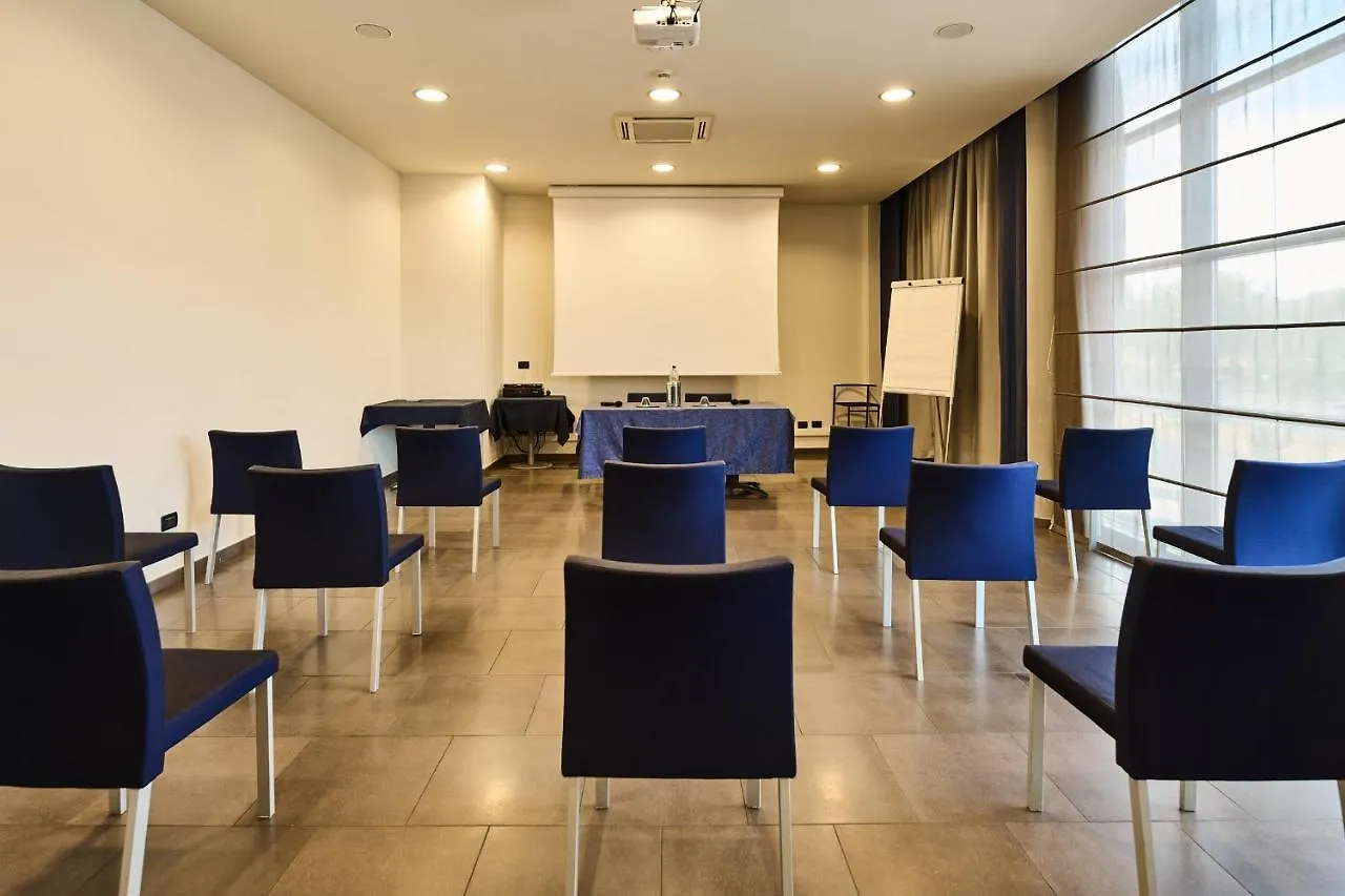 Hotel Da Βίντσι 4*,  Ιταλία