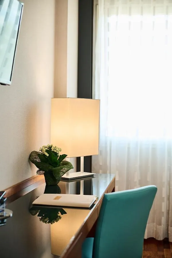 ****  Hotel Da Vinci Italy